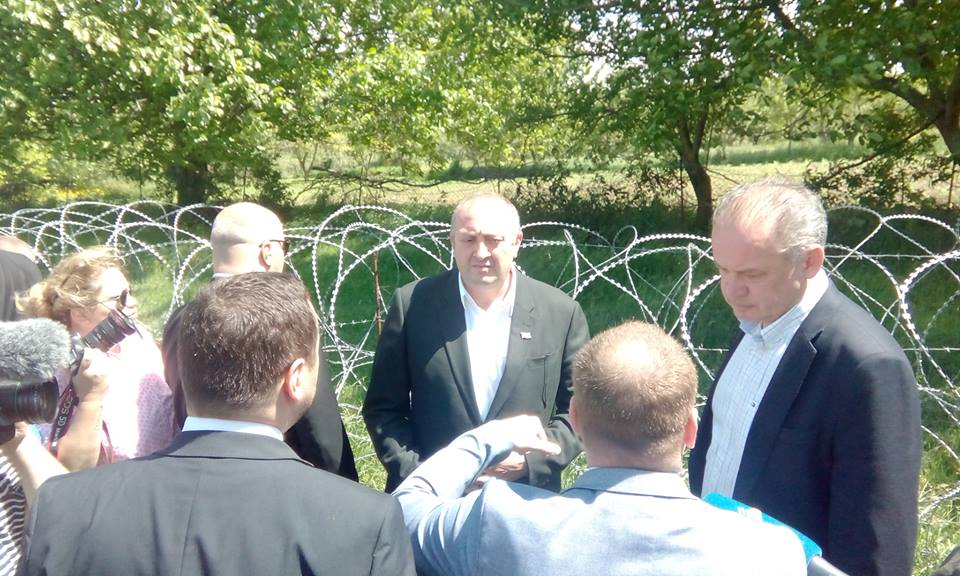 საქართველოს და სლოვაკეთის პრეზიდენტები საოკუპაციო ხაზთან იმყოფებიან