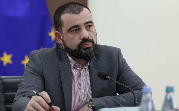 ძაღლებს, რომლებმაც რეაბილიტაციის პერიოდი გაიარეს, ზუგდიდში დააბრუნებენ - ლაშა ავალიანი