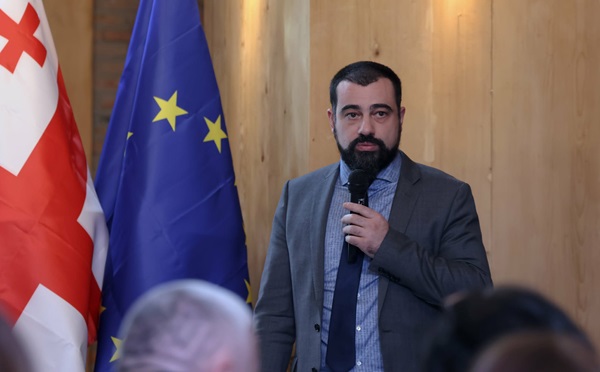 ბრალდებები, თითქოს ცხოველებს ცოცხლად წვავენ უნდა დაადასტურონ იმ პირებმა, ვინც ამას ამტკიცებს. შესაბამისი ორგანოებიც უნდა დაინტერესდნენ, რატომ გავრცელდა ეს ინფორმაცია მტკიცებითი ფორმით - ლაშა ავალიანი