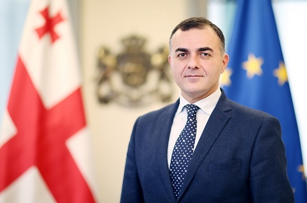 ლაშა ჟვანია ისრაელში მყოფ საქართველოს მოქალაქეეებს მიმართავს - დაანონსებულია სარაკეტო იერიში ღაზას სექტორიდან ისრაელის ცენტრის მიმართულებით