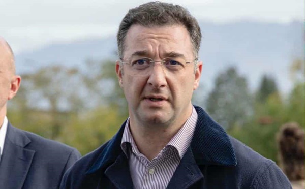 დავით სონღულაშვილი გურიის რეგიონში ფერმერებს, ადგილობრივ მეწარმეებს და სამინისტროს სისტემაში შემავალი უწყებების რეგიონული სამსახურების თანამშრომლებს შეხვდა